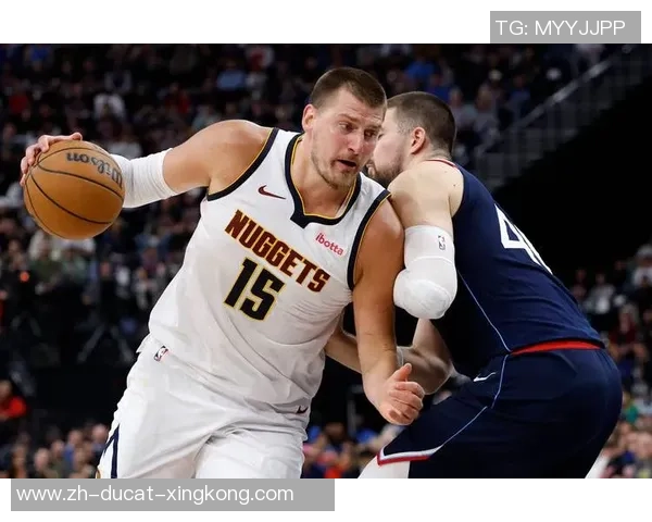 掘金队的尼古拉·约基奇发明了NBA史无前例的篮球前史